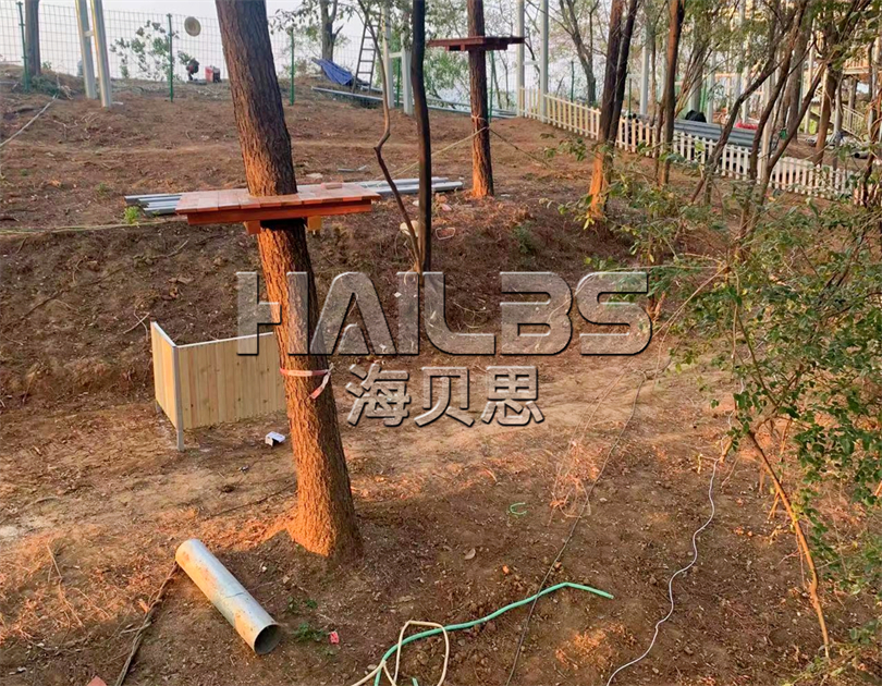 湖北鄂州叢林穿越施工現(xiàn)場