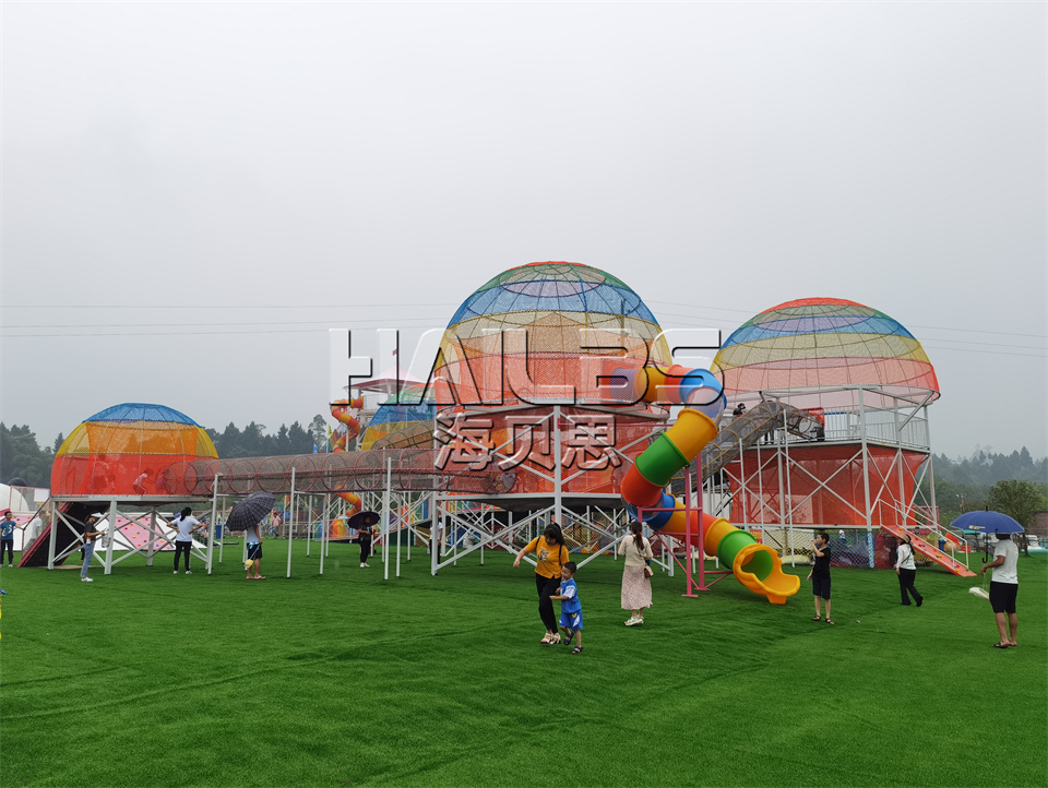 非標(biāo)定制游樂前景
