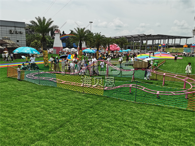 四川渠縣撒歡樂園運(yùn)營現(xiàn)場
